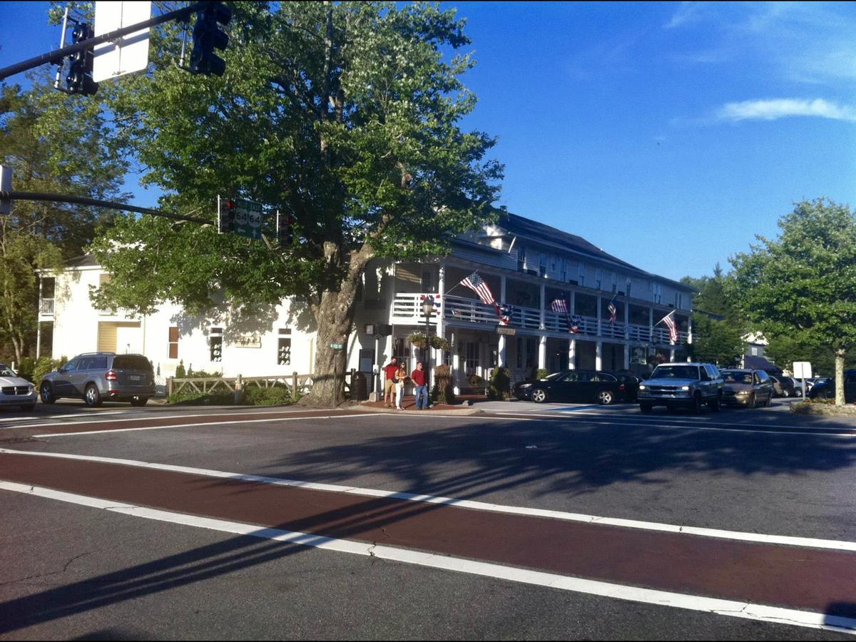 Highlands Inn Exterior photo